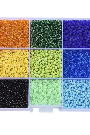 Offre Spéciale Boite de 15 couleurs de rocailles - 3mm