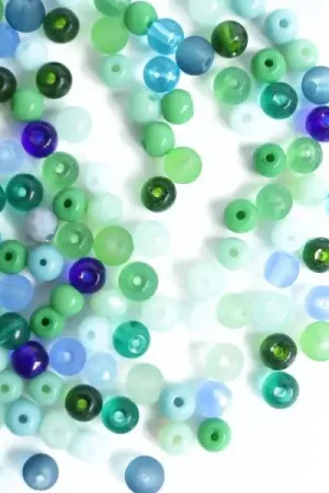 Bon Marché 20 g de perles rondes en verre 4 mm - tons verts
