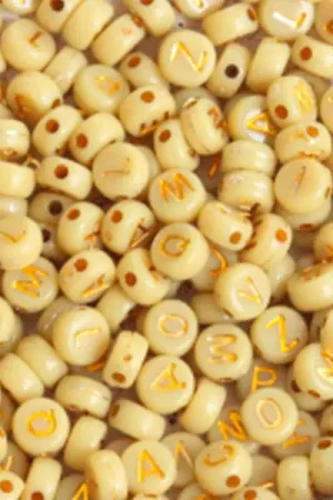 200 perles lettres dorées – Moutarde Achat Immédiat