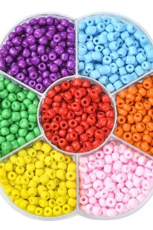 Boite de 7 couleurs de grosses perles de rocailles - 4 mm Vente Flash