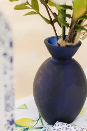 Marque Vase en verre Noam Bleu Roi