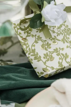 Offre Du Jour 10 Contenants dragées carton theme Botanica