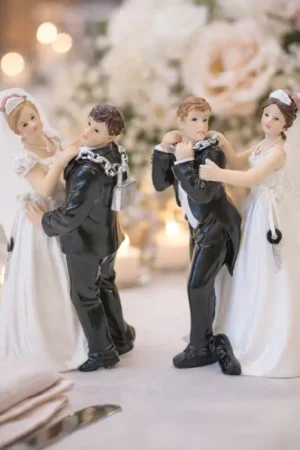 Couple de mariés humoristique chaine et cadenas Seulement Aujourd'hui