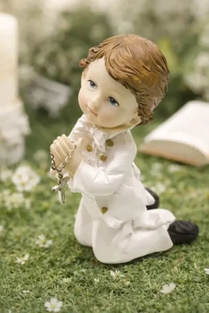 Figurine Communiant a genoux Must-Have
