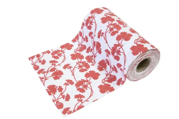 Bon Plan Sur chemin de table motif fleurs rouge 15cm x 5 mètres