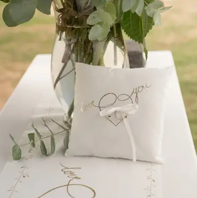 Coussin porte alliance métallisé Just Married Authentique