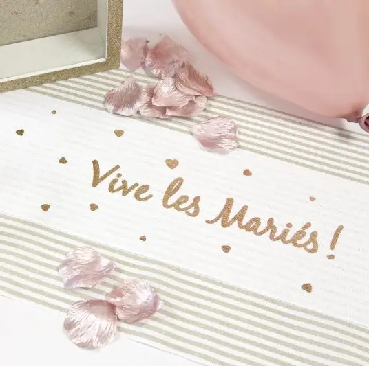Livraison Express Sur chemin de table Vive les Mariés Rose gold