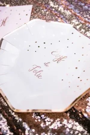 Assiette carton Rose EVJF x 8 pièces Quantité Limitée