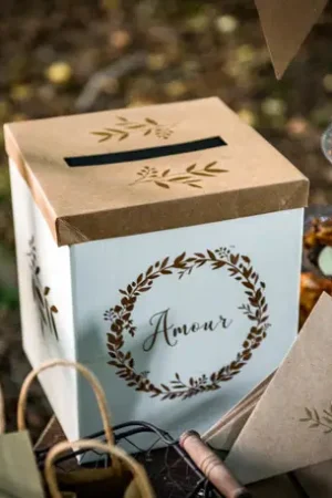 Affaire À Saisir Urne couronne vegetal Amour