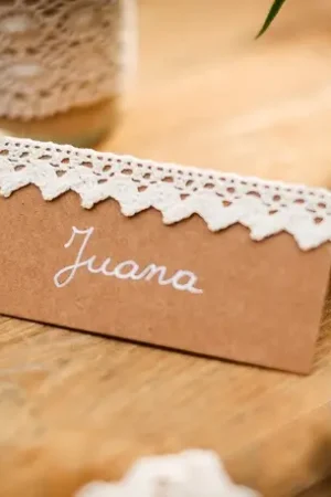 Solde Marque place carton kraft et dentelle x 10 pièces