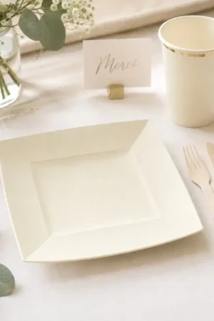 Prix Promo Petite assiette carrée en carton Ivoire 18cm x 10 pièces