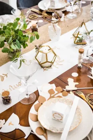 Chemin de table satin Communion paillettes Petit Prix