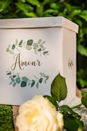 Prix Promo Urne mariage Amour Eucalyptus