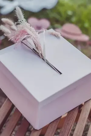 Urne mariage carrée Rose Certifié