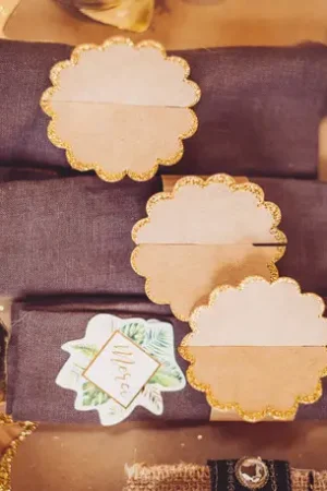Nouvel Arrivage Rond de serviette Festonné kraft paillettes or x 8 pièces