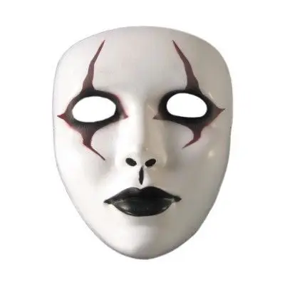 Must-Have Masque Kiss