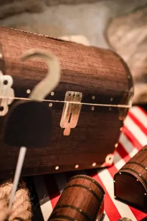Authentique Urne Coffre aux Trésors Pirate