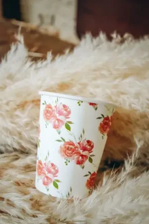 Gobelet en carton Theme Romantique x 8 pièces Acheter En Ligne