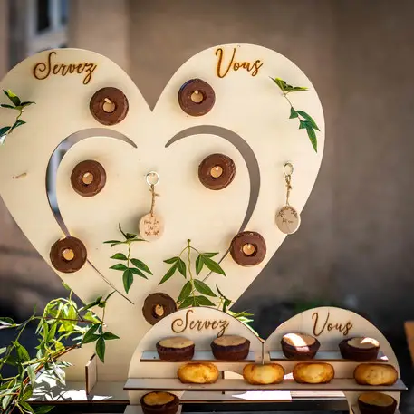 Marque Présentoir Coeur Servez vous pour cadeaux aux invités