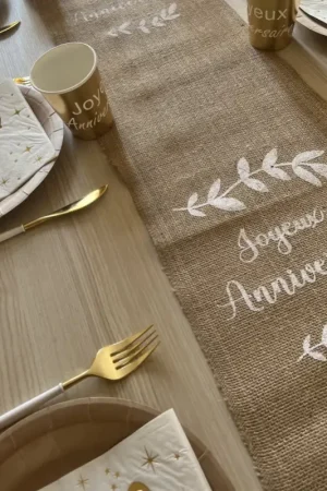 Chemin de table en jute Joyeux Anniversaire Commande En Gros