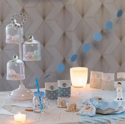 Support a cupcakes avec 3 cloche en verre Dernière Chance