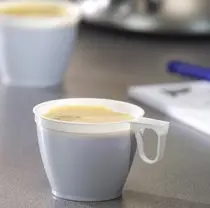 Réduction Tasse à café en plastique Blanc réutilisables x 20 pièces