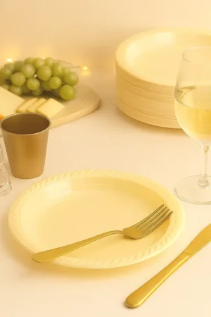 Assiette plastique Ronde Ecru 22 cm x 20 pièces Dernière Chance