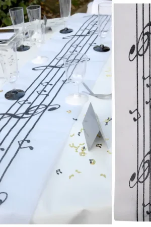 Remise Chemin de table musique paillette