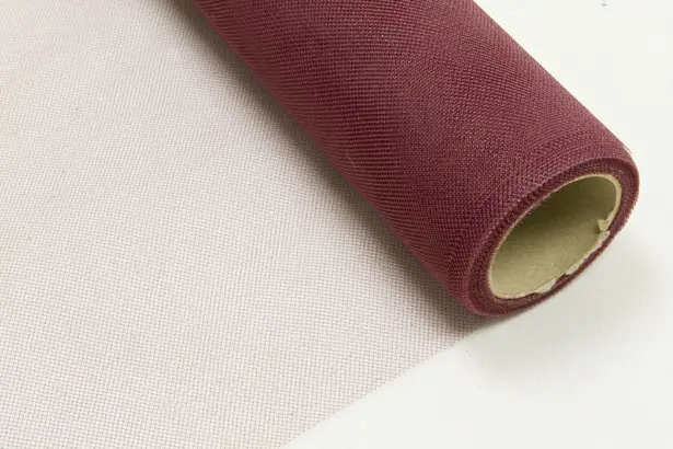 Rouleau de tulle souple grande largeur Bordeaux 70cm x 25 mètres Offre Exclusive
