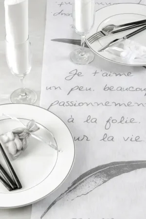 Bon Plan Chemin de table intissée Blanc je t'aime5mx30cm