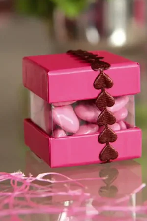 Nouveauté Boite à dragées carré Fuchsia x6