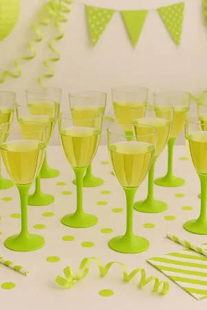 Réduction Verre à vin plastique Vert anis x 20