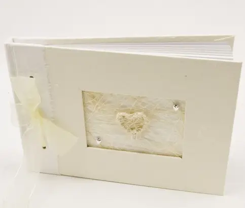 Livraison Express Livre d'or coeur raphia Ecru