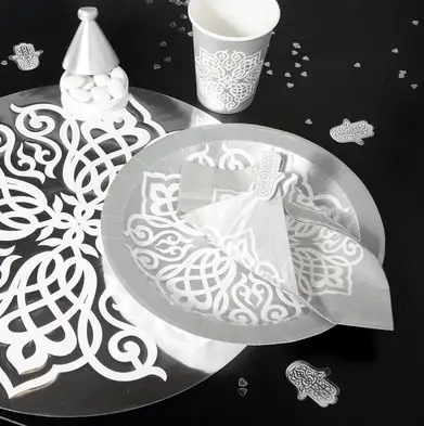 Prix Bas Assiette Orientale Argent en Carton 23 cm x 10 pièces