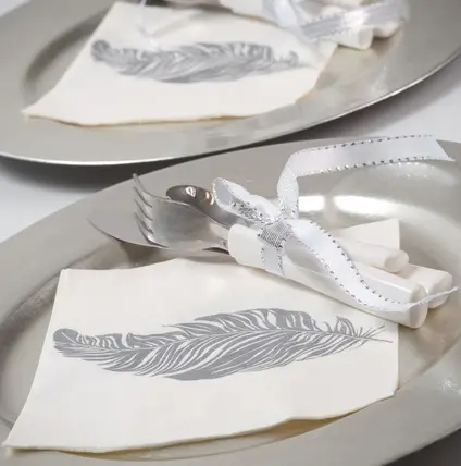 Serviette en papier Plume Argent x 20 pièces Commander Vite