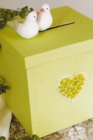 Urne Mariage vert anis avec Coeur Super Prix