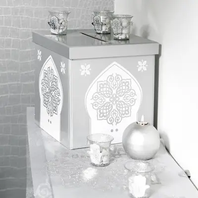 Urne Orientale Argent Achat Immédiat