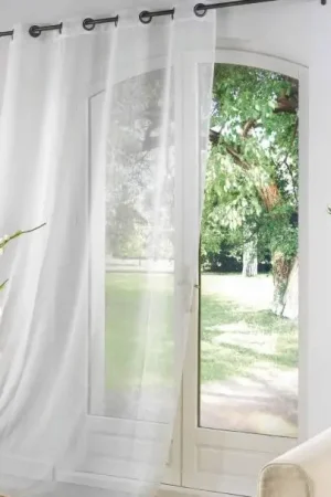 Vente Flash Voilage Blanc pas cher en panneau à oeillets 135 x 240 cm