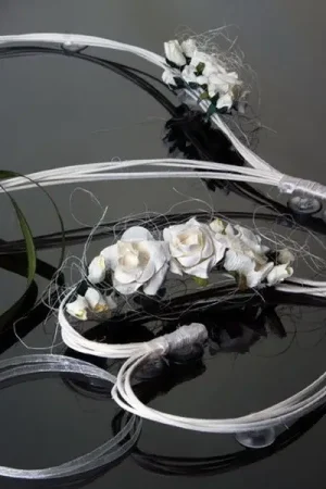 Coeur en rotin avec Fleur Ecru pour Décoration de voiture de Mariage x 2 pièces Quantité Limitée