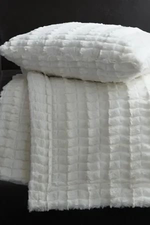 Plaid fausse fourrure Blanche Husky Soldes