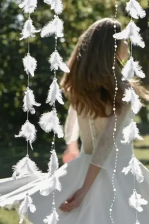 Prix Promo Guirlande de plume mariage Blanc avec perle