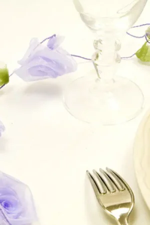 Guirlande de rose en Organza Parme Must-Have
