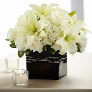 Vase Mariage Cube en verre Noir 13cm Prix Réduit