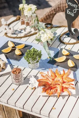 Retour Gratuit Chemin de table Mariage Theme Mer