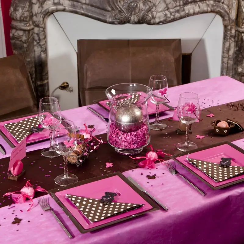 Rouleau de nappe en voie seche Fuchsia x 25m Populaire
