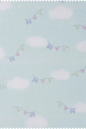 Offre Limitée Tissu coton au mètre « Fanions et nuages »