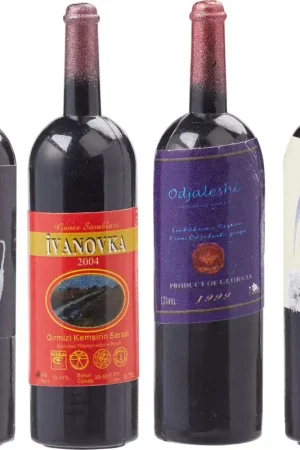 Bouteilles de vin miniatures Super Prix