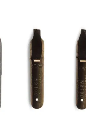 Assortiment de 3 plumes gauchers Brause Authentique