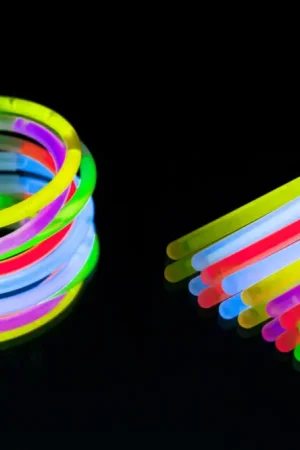 Bracelets fluo lumineux Seulement Aujourd'hui