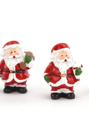 Pères Noël en résine - 4 pièces Promotion